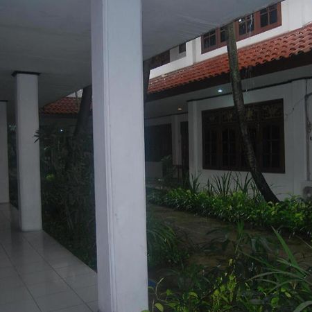 Sadinah Sahid Josodipuro Hotel Colomadu Exterior photo