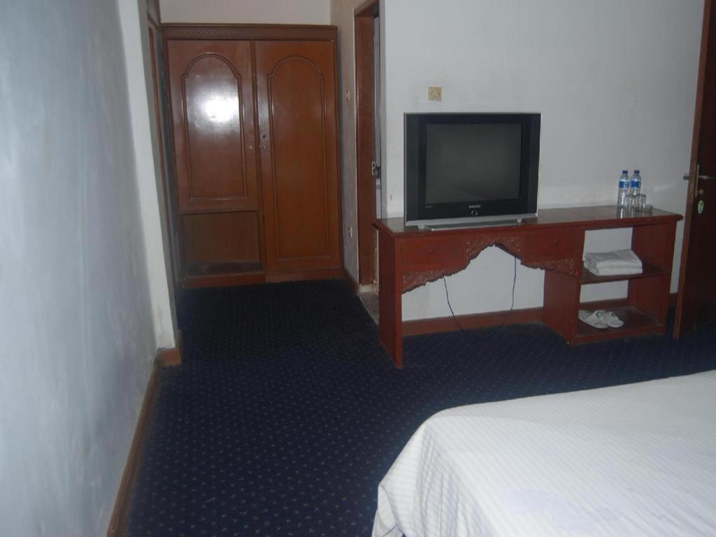 Sadinah Sahid Josodipuro Hotel Colomadu Exterior photo